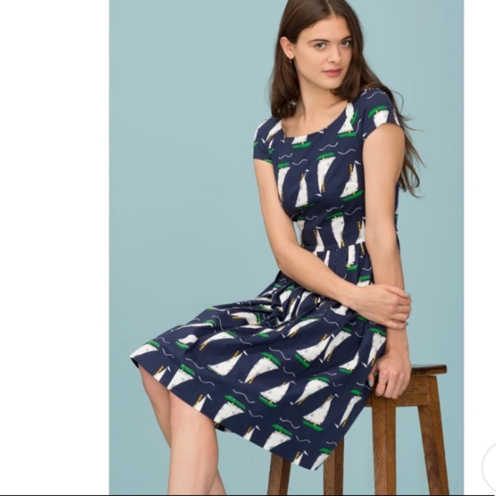 Emily and Fin Claudia Cruising British Boats Dress Small